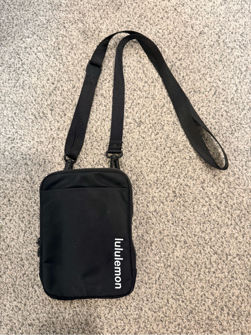 lululemon athletica Black Crossbody Sling Bag for Women